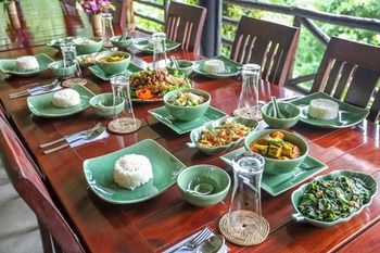 Anurak Community Lodge Phanom Esterno foto
