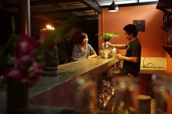 Anurak Community Lodge Phanom Esterno foto