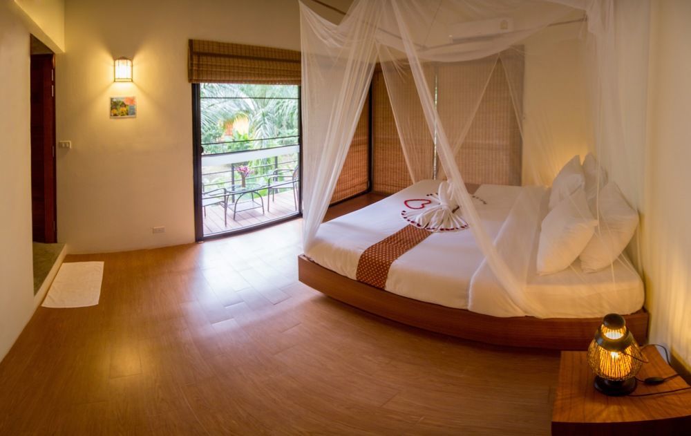 Anurak Community Lodge Phanom Esterno foto